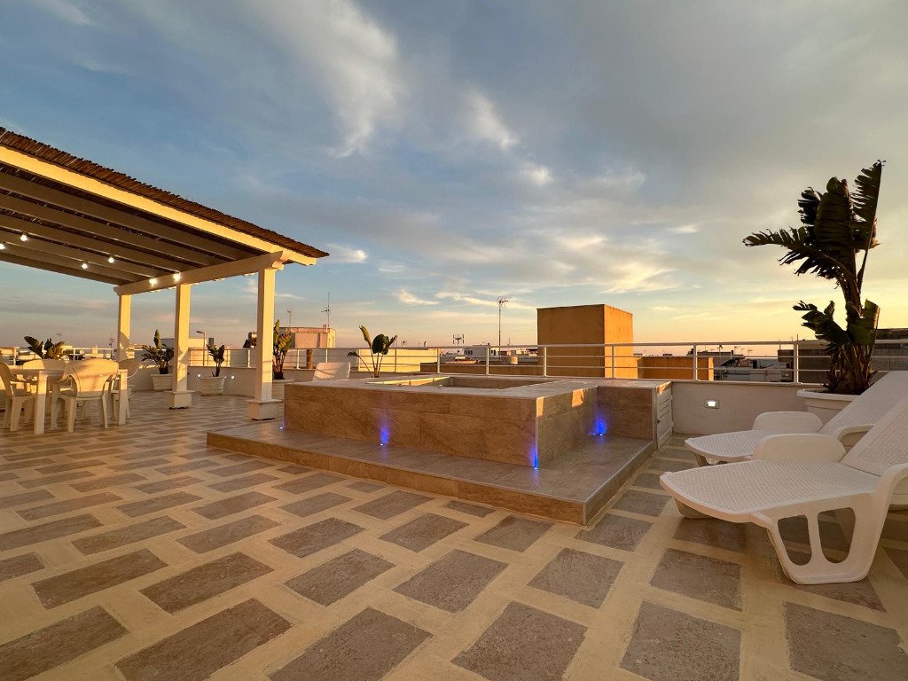 Torre San Giovanni - SUPERIOR APARTMENT CON VASCA IDROMASSAGGIO E TERRAZZA 